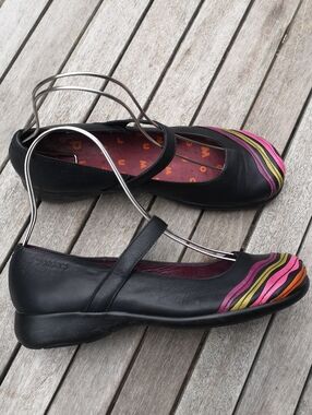 Wonders black leather Mary Janes with multi-coloured toe